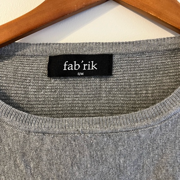 Fab'rik Gray Sweater - Picture 3 of 3